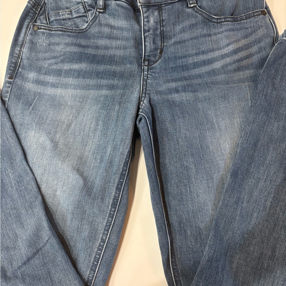 Democracy Ab Solution Light Wash Mid Rise Ankle Straight Leg Jeans Size 6